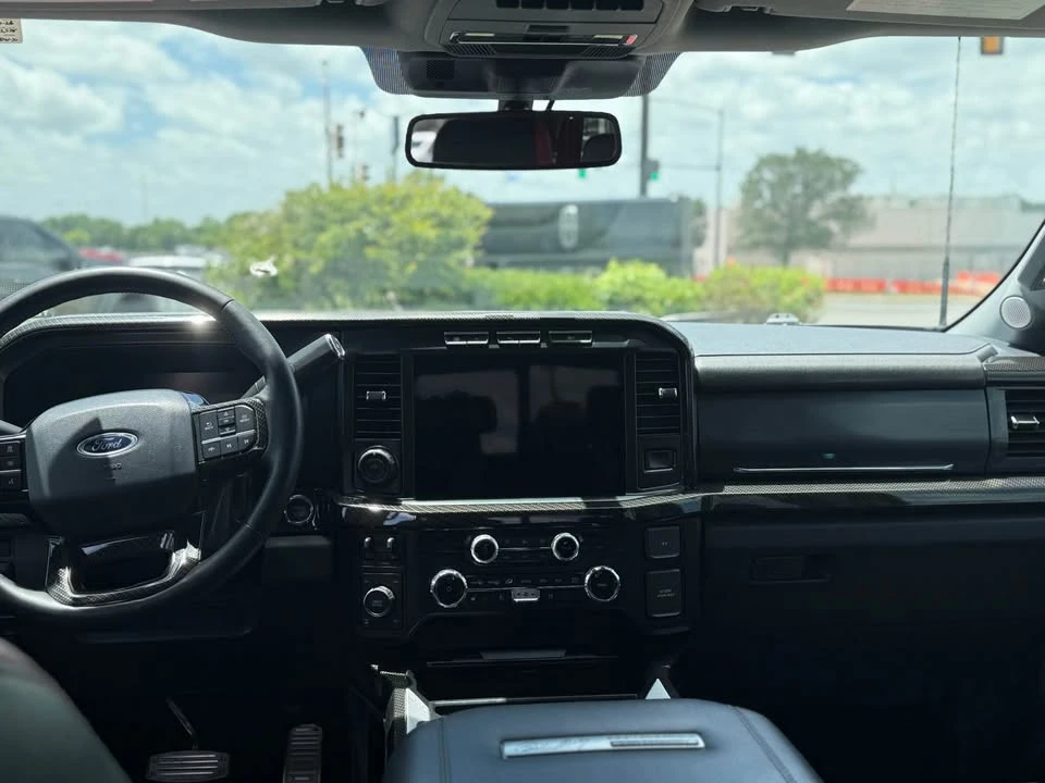 2024 Ford Super Duty 5th Gen - Image 17 of 19