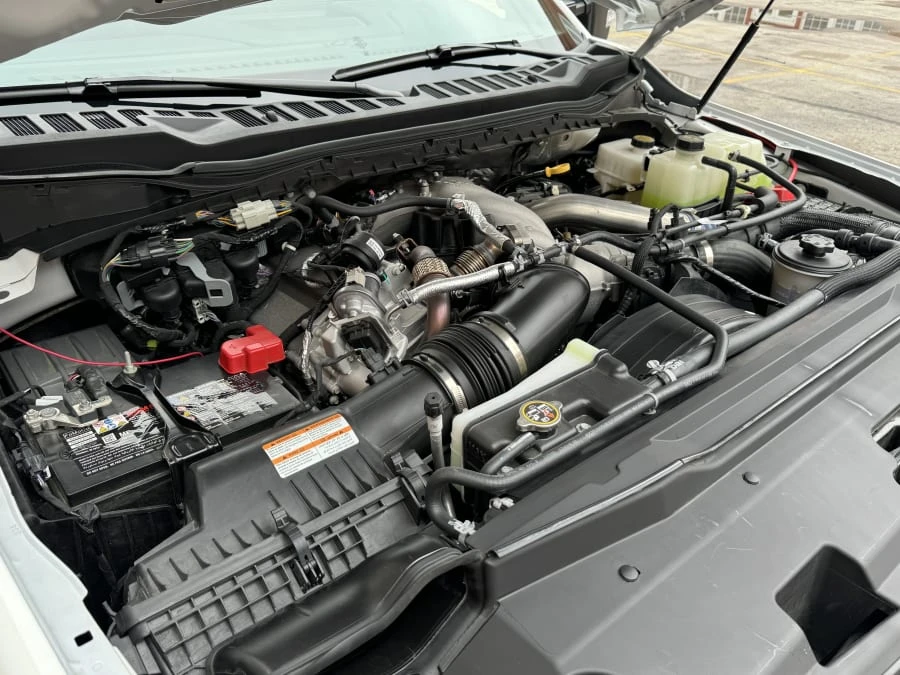 2024 Ford Super Duty 5th Gen - Image 19 of 20