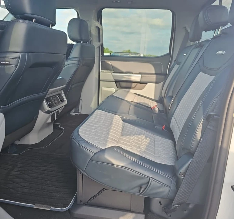 2024 Ford Super Duty 5th Gen - Image 9 of 10
