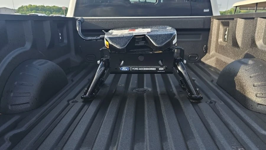 2024 Ford Super Duty 5th Gen - Image 10 of 10