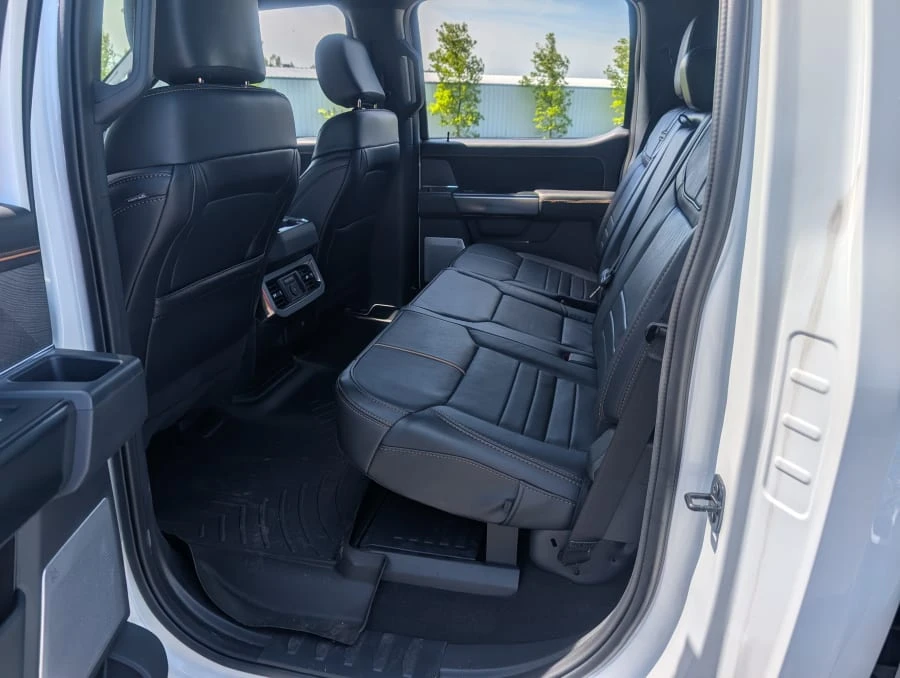 2024 Ford Super Duty 5th Gen - Image 22 of 31