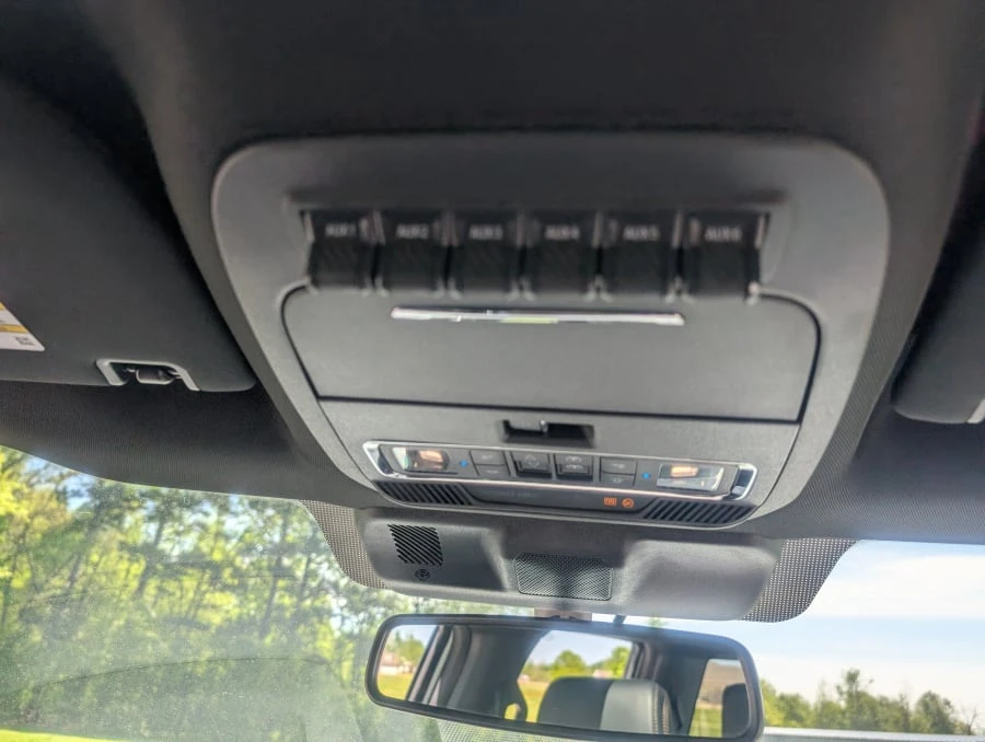 2024 Ford Super Duty 5th Gen - Image 28 of 31