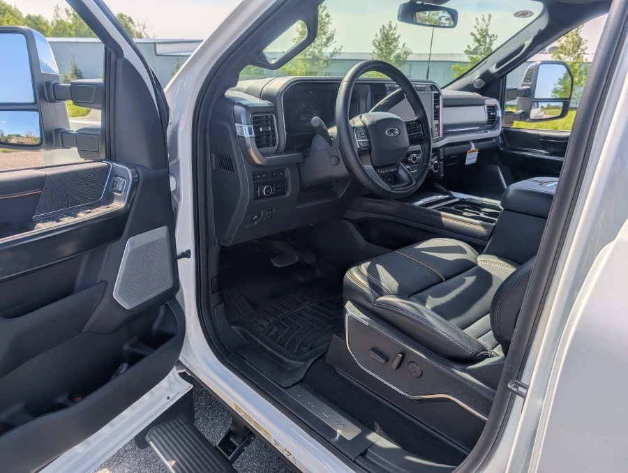 2024 Ford Super Duty 5th Gen - Image 21 of 31