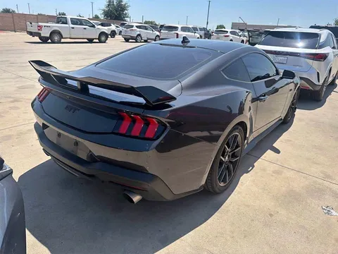 2024 Ford GT Coupe 2D