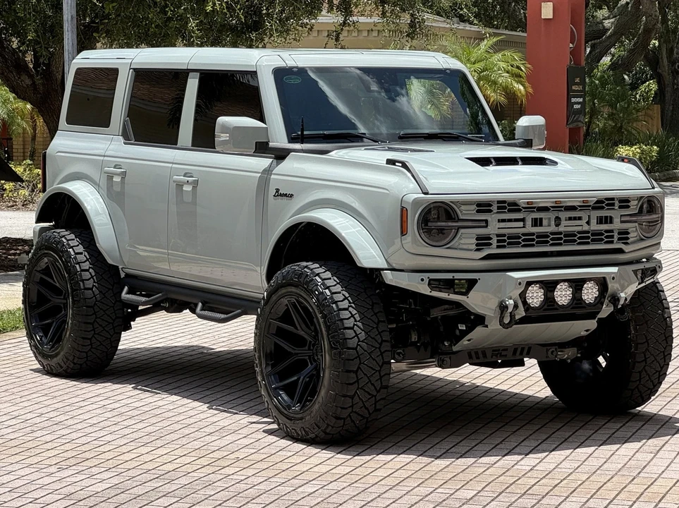 2024 Ford Bronco 6th Gen - Image 5 of 21