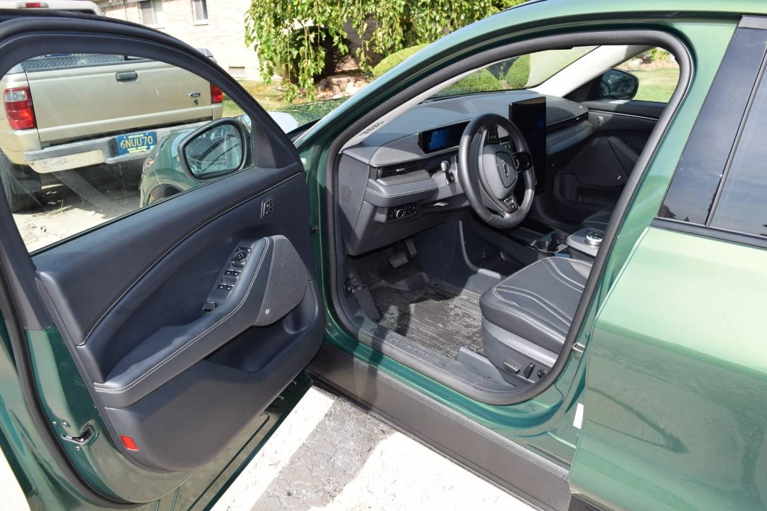 2024 Ford Mustang Mach-E - Image 4 of 16