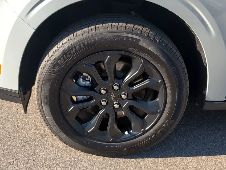 2024 Ford Maverick - Image 10 of 31