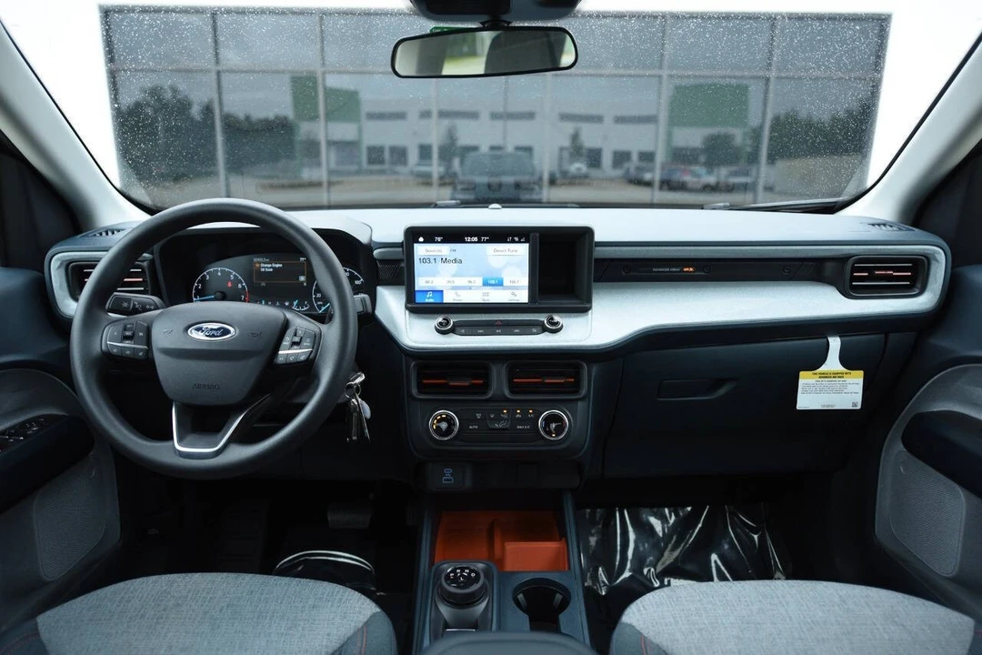 2024 Ford Maverick - Image 16 of 18