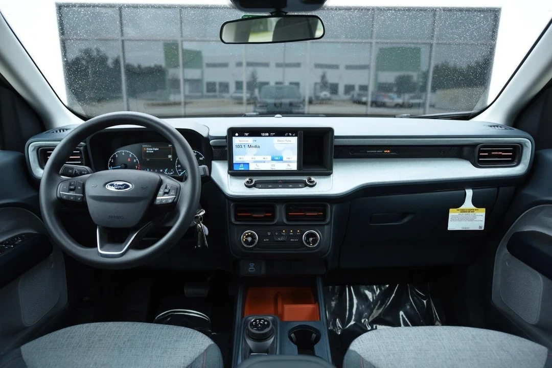 2024 Ford Maverick - Image 16 of 18