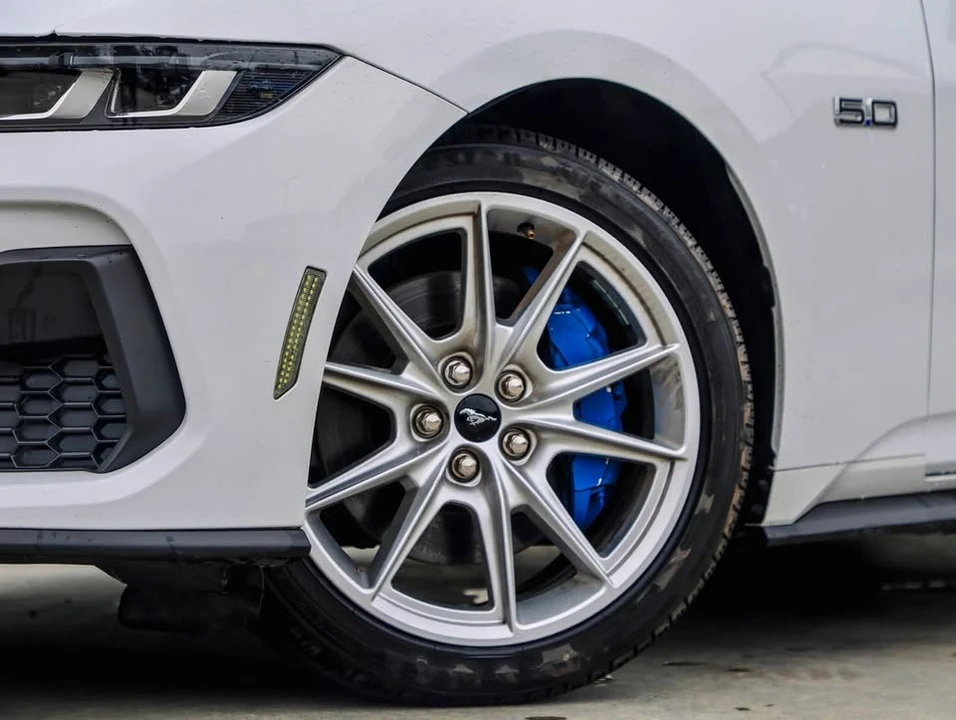 2024 Ford S650 Mustang - Image 2 of 13