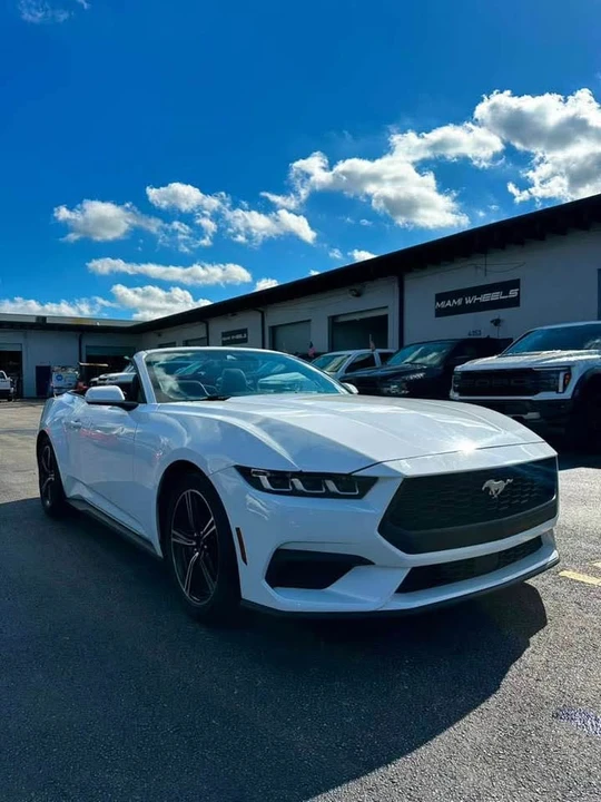 2024 Ford S650 Mustang - Image 2 of 12