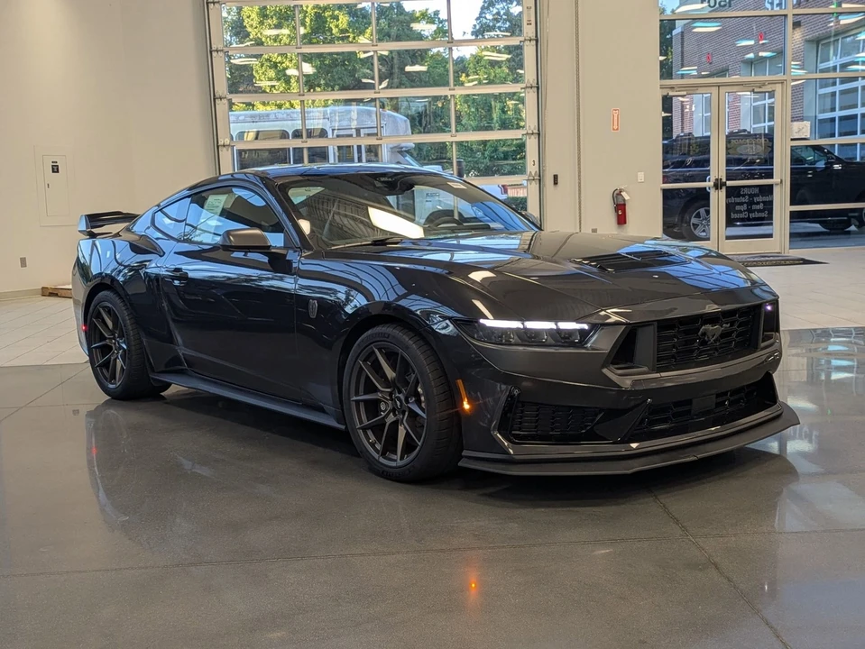 2024 Ford S650 Mustang - Image 2 of 12
