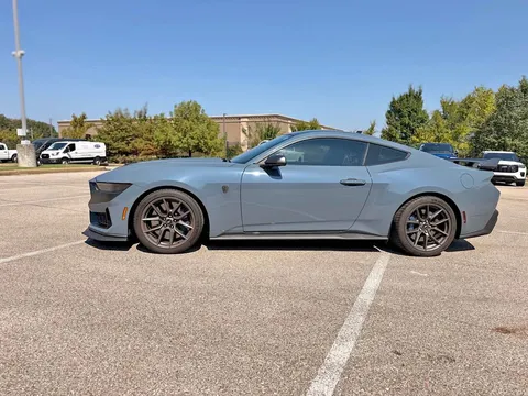 2024 Ford Mustang Dark Horse Coupe 2D
