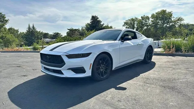 2024 Ford Mustang EcoBoost Coupe 2D