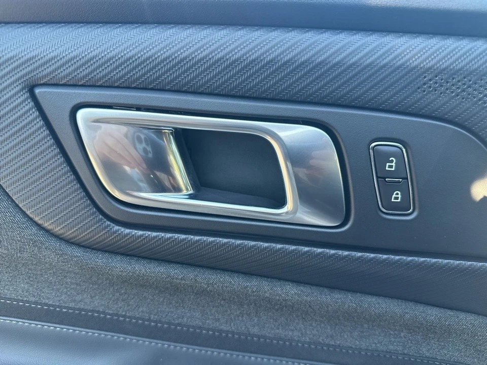 2024 Ford S650 Mustang - Image 10 of 12