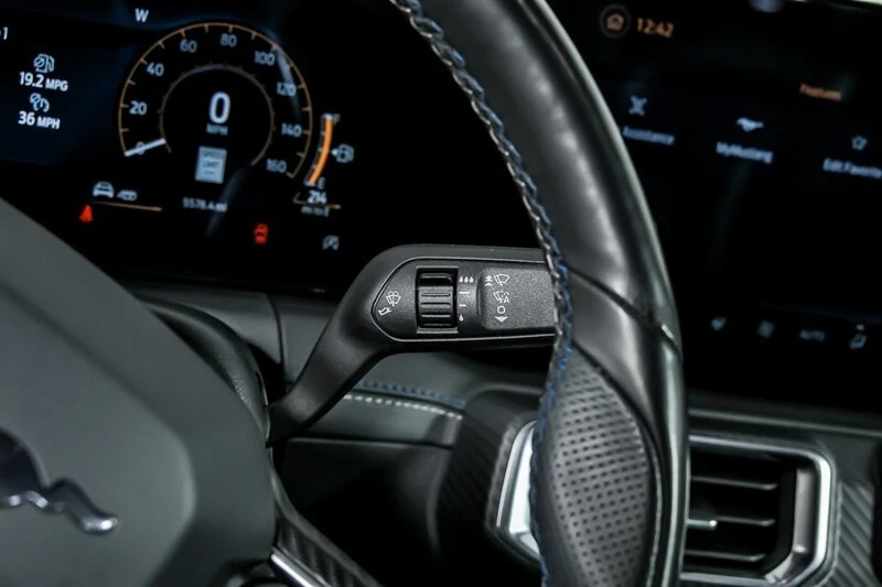 2024 Ford Mustang - Image 28 of 31