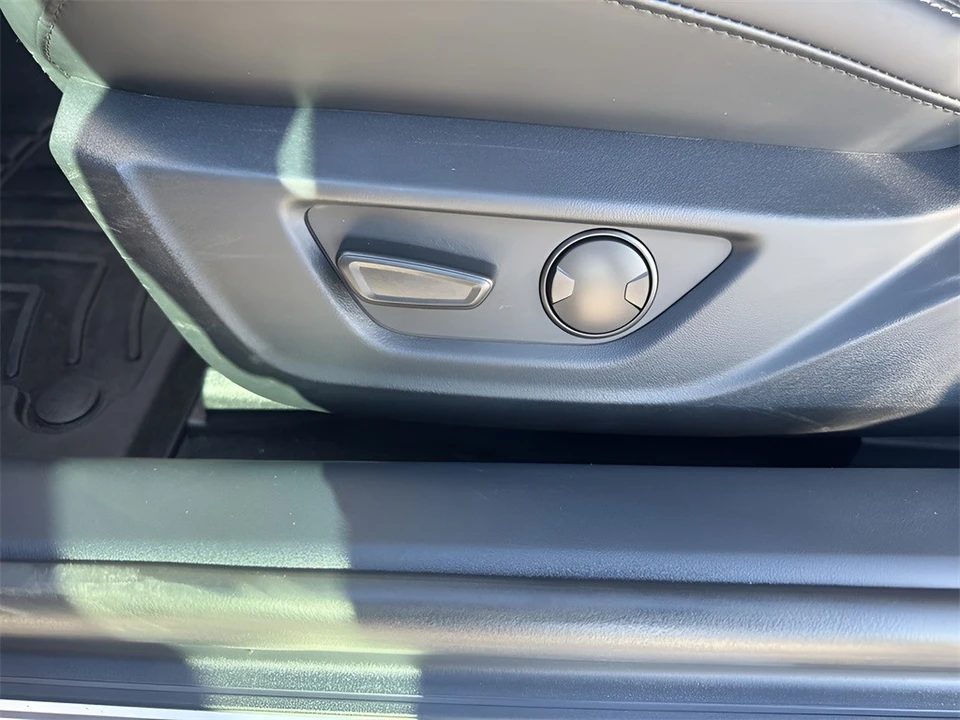 2024 Ford S650 Mustang - Image 10 of 12