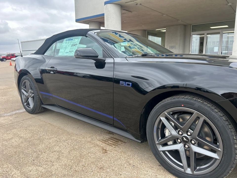 2024 Ford S650 Mustang - Image 2 of 19