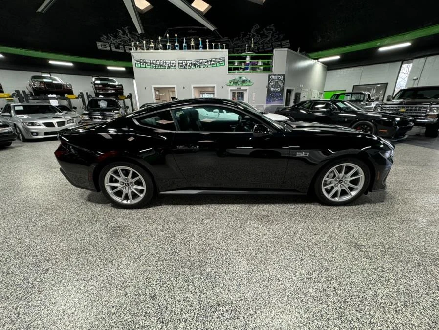 2024 Ford S650 Mustang - Image 2 of 16
