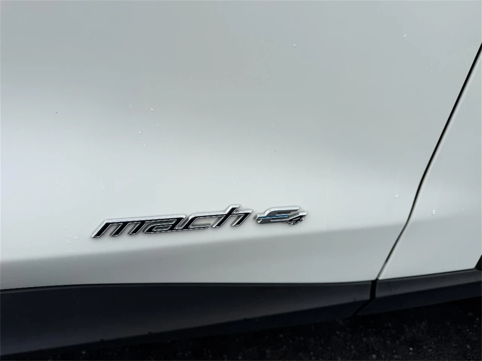 2024 Ford Mustang Mach-E - Image 14 of 31