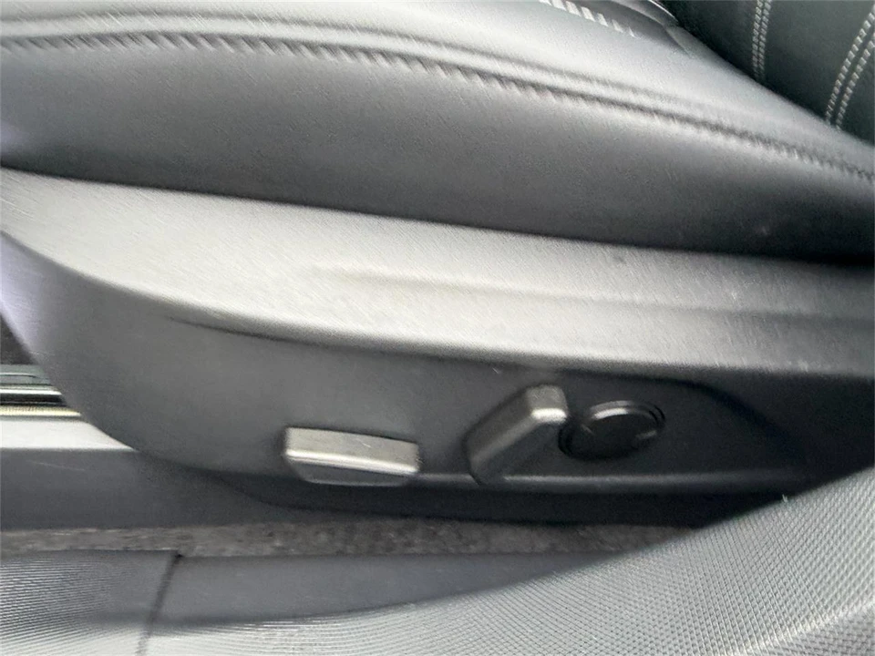 2024 Ford Mustang Mach-E - Image 28 of 31