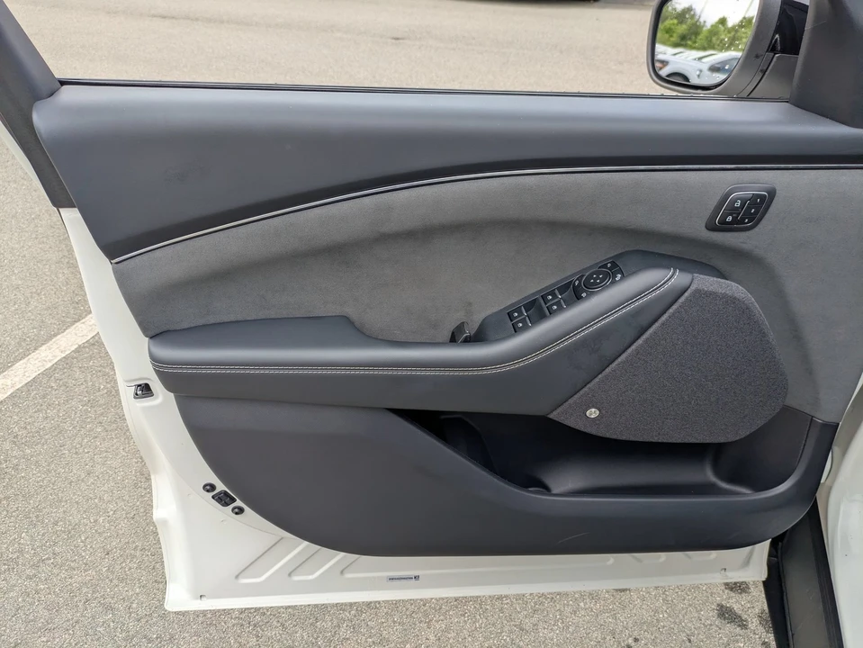 2024 Ford Mustang Mach-E - Image 16 of 31