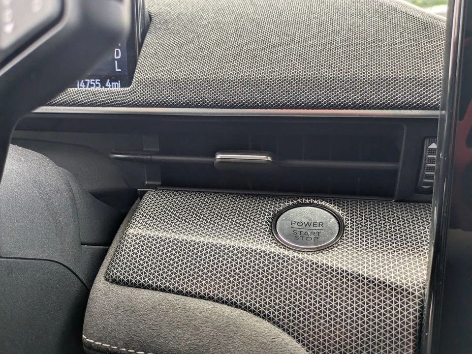 2024 Ford Mustang Mach-E - Image 27 of 31
