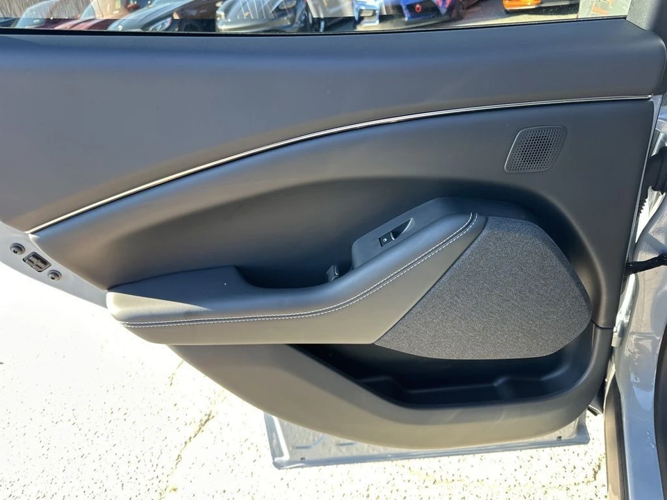 2024 Ford Mustang Mach-E - Image 28 of 31
