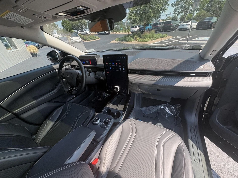 2024 Ford Mustang Mach-E - Image 17 of 17