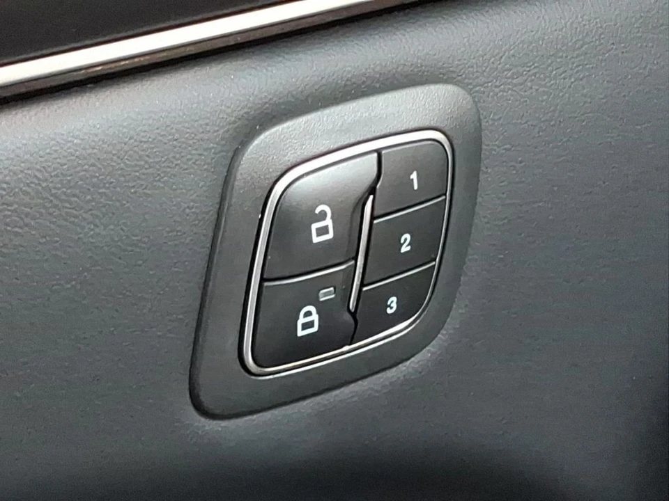 2024 Ford Mustang Mach-E - Image 15 of 27
