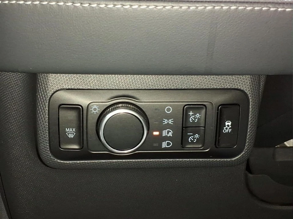 2024 Ford Mustang Mach-E - Image 17 of 27