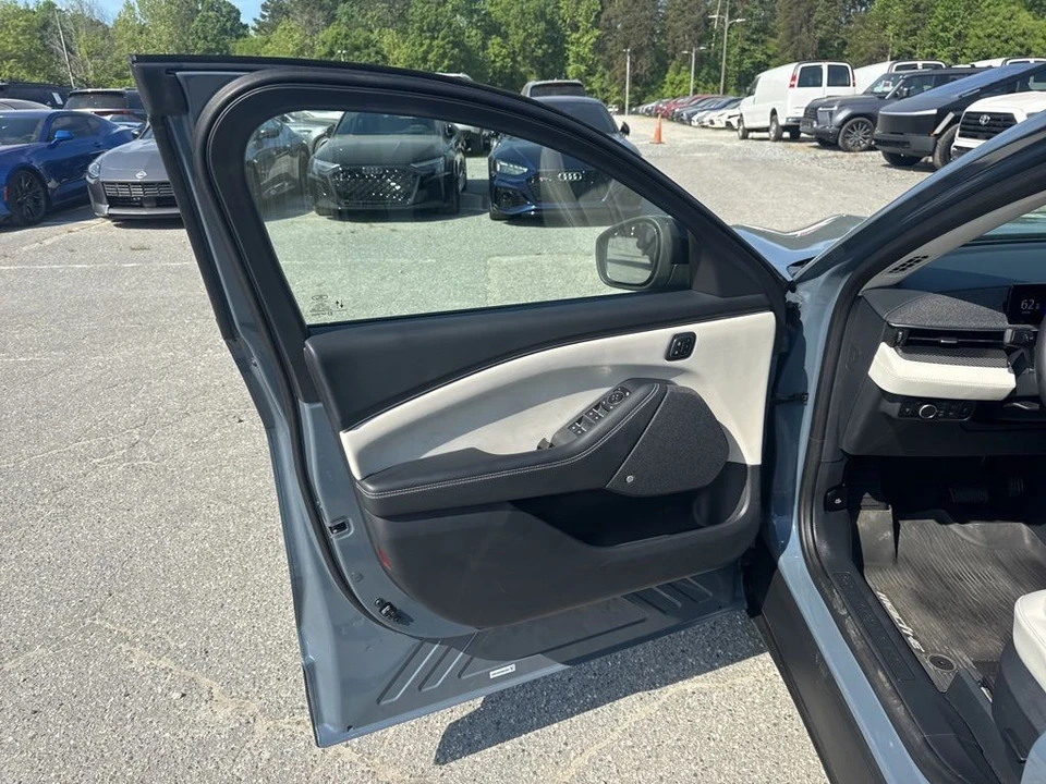 2024 Ford Mustang Mach-E - Image 23 of 31