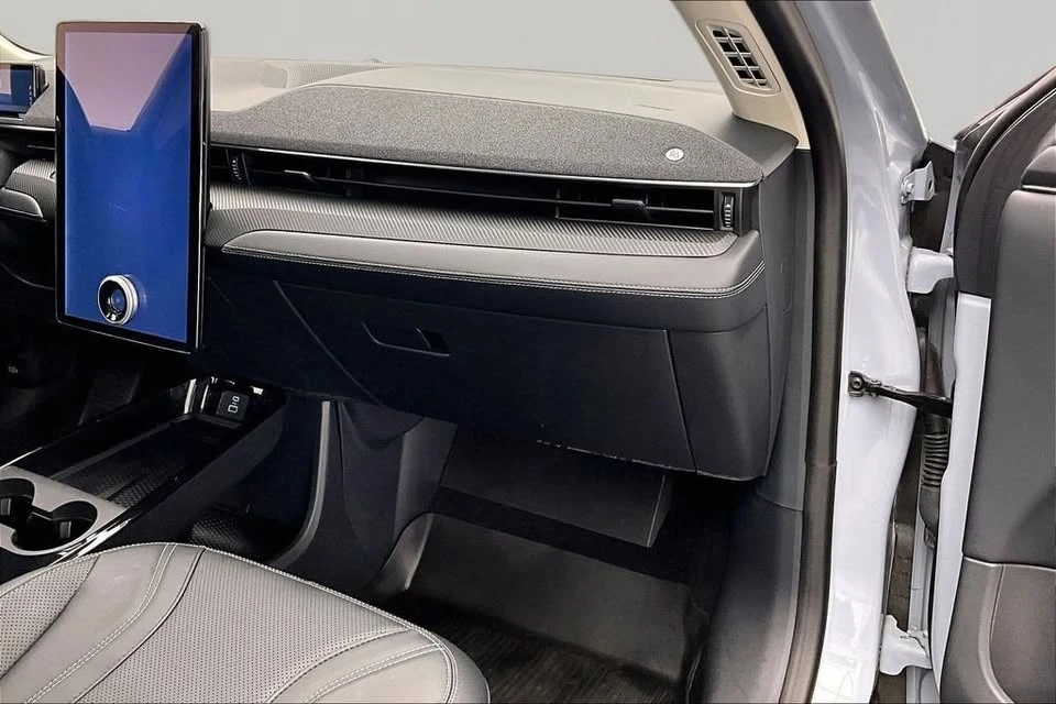 2024 Ford Mustang Mach-E - Image 17 of 20