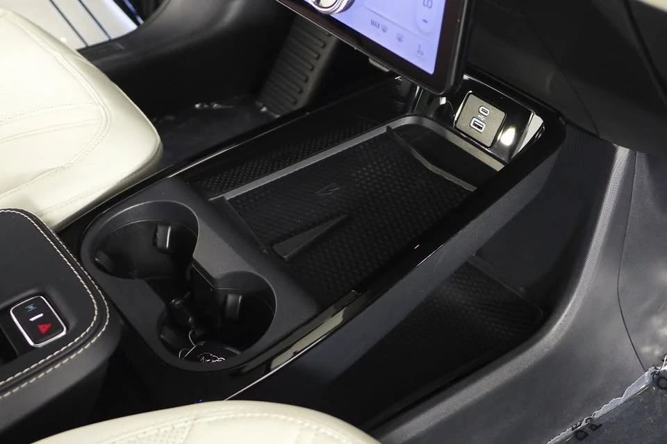 2024 Ford Mustang Mach-E - Image 14 of 19
