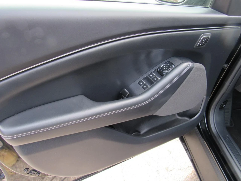2024 Ford Mustang Mach-E - Image 15 of 31