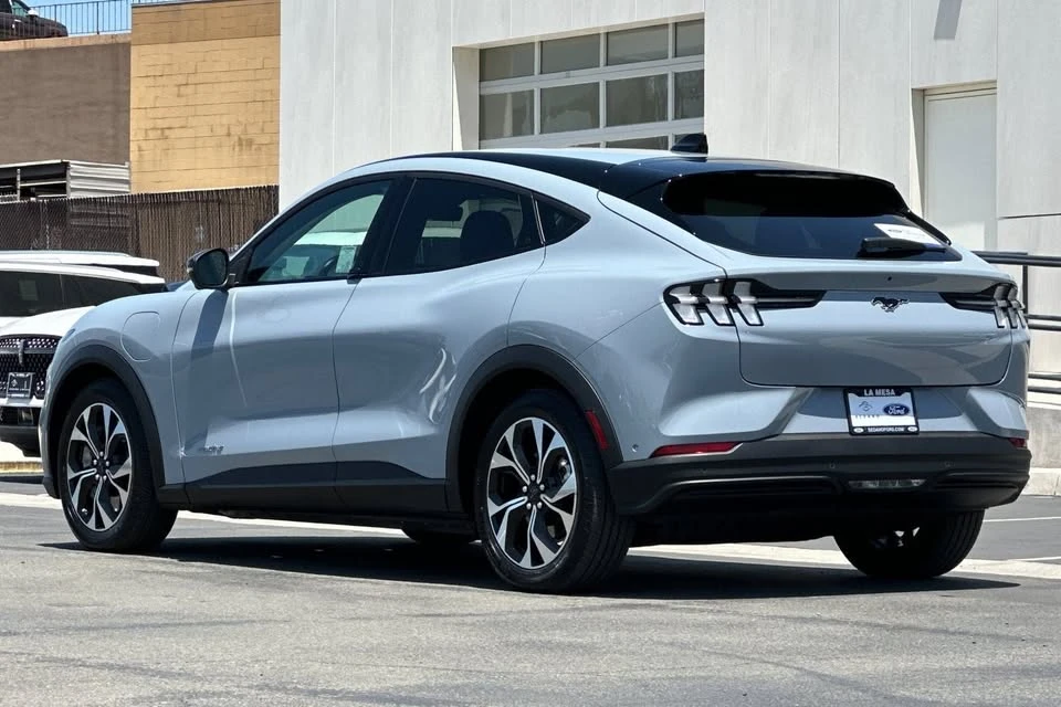 2024 Ford Mustang Mach-E - Image 5 of 20
