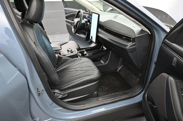 2024 Ford Mustang Mach-E - Image 15 of 19