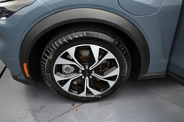 2024 Ford Mustang Mach-E - Image 18 of 19
