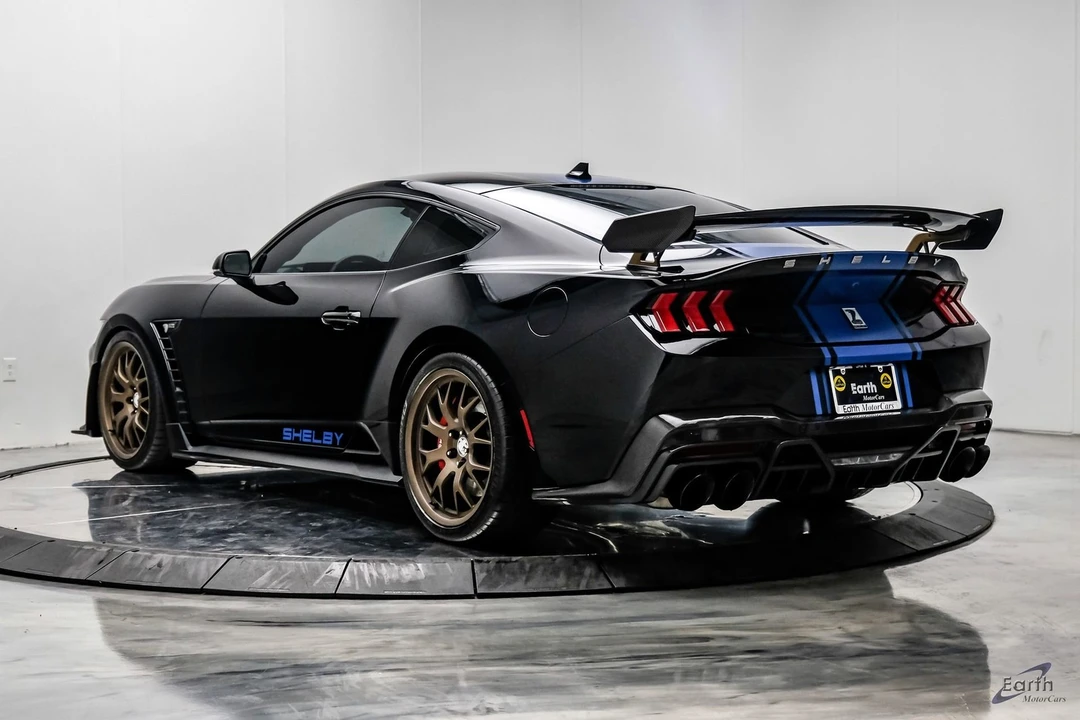2024 Ford Shelby Mustang - Image 10 of 12
