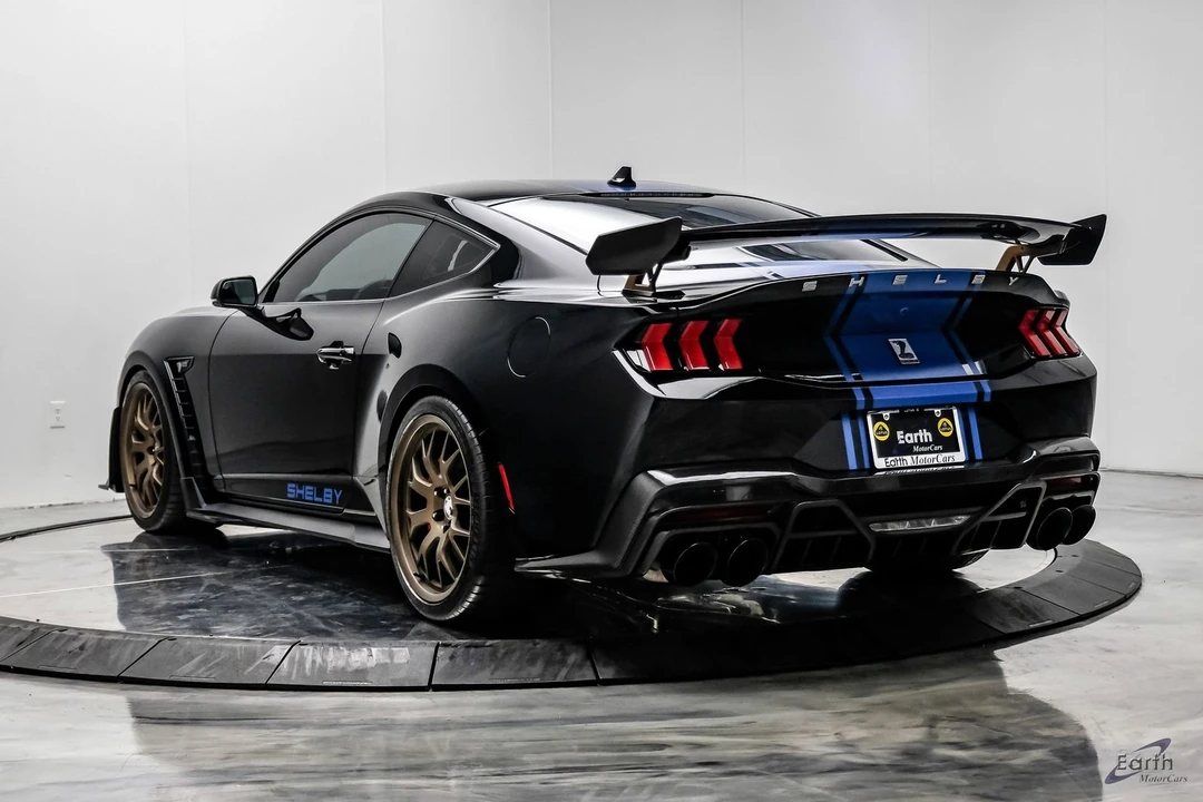 2024 Ford Shelby Mustang - Image 11 of 12