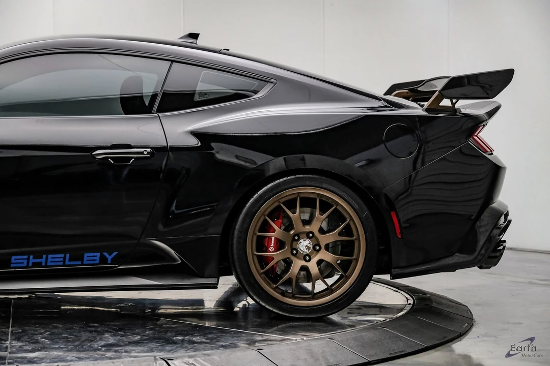 2024 Ford Shelby Mustang - Image 9 of 12