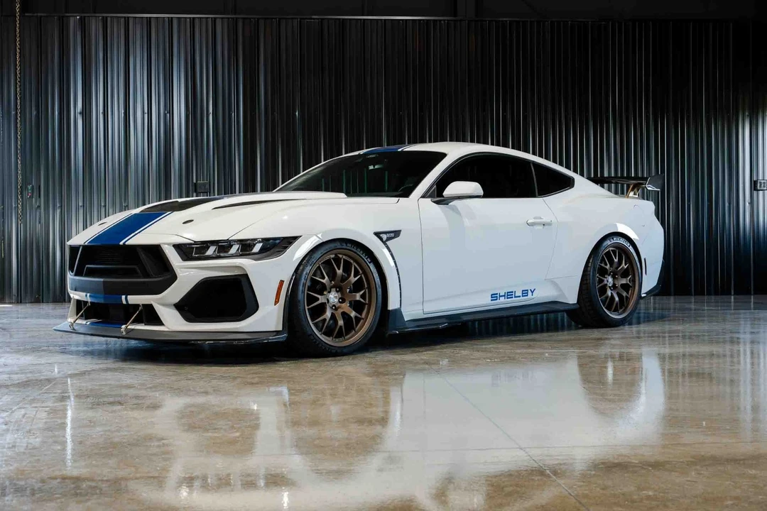 2024 Ford Shelby Mustang - Image 2 of 31