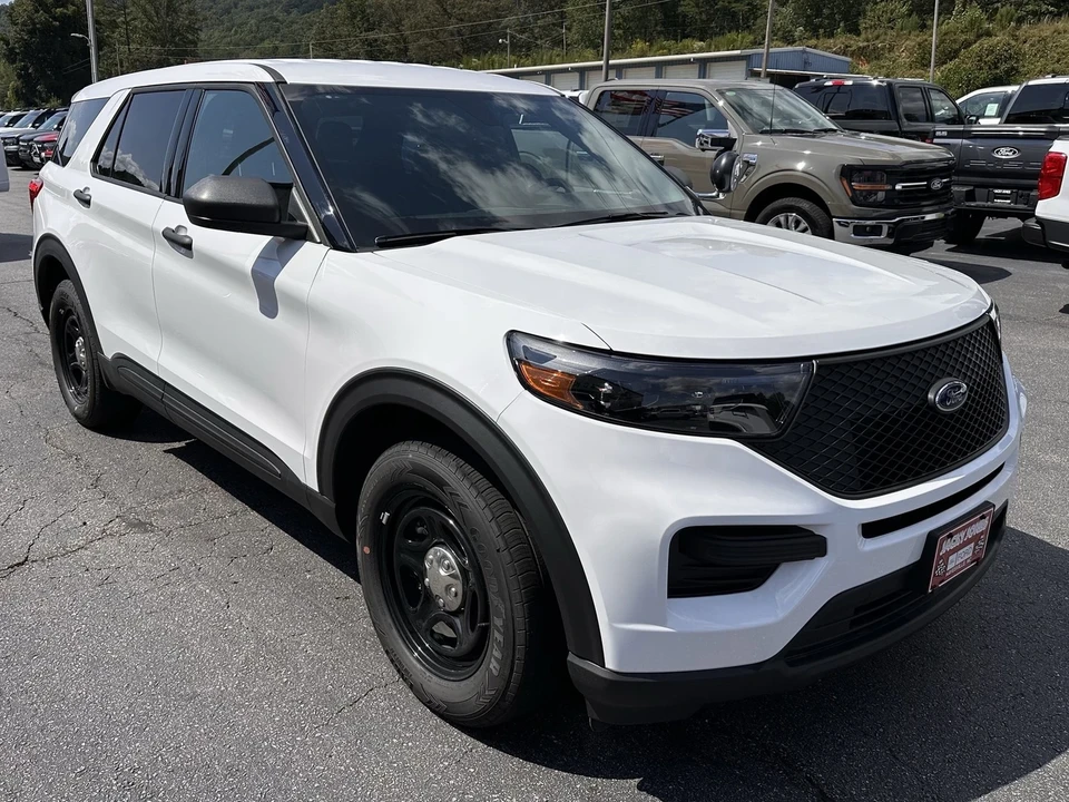 2024 Ford Explorer 6th Gen - Image 4 of 12