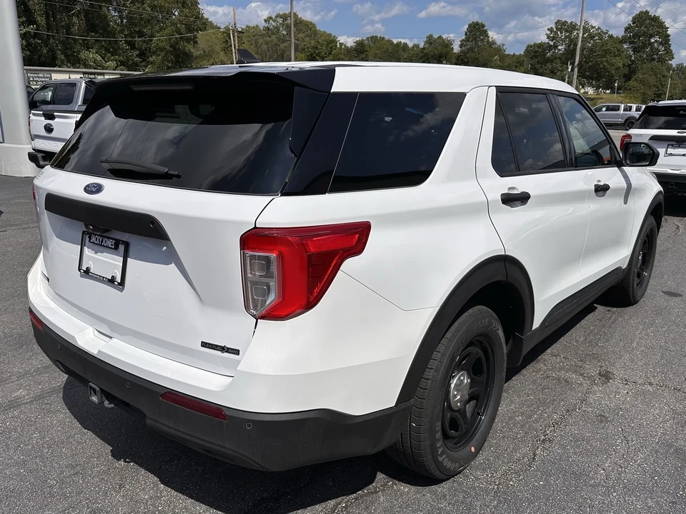 2024 Ford Explorer 6th Gen - Image 6 of 12