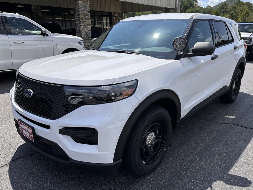 2024 Ford Explorer 6th Gen - Image 2 of 12