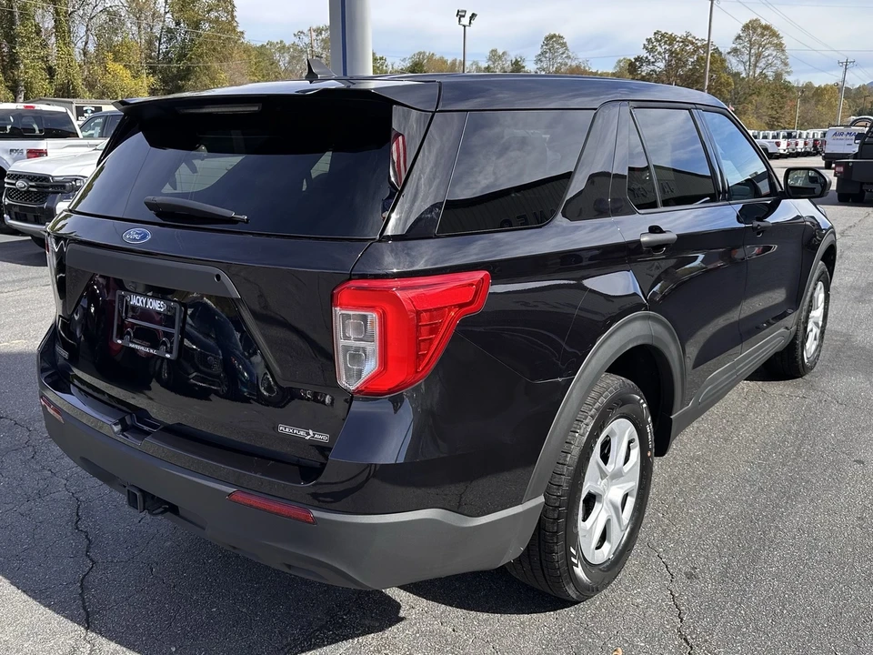 2024 Ford Explorer 6th Gen - Image 6 of 12
