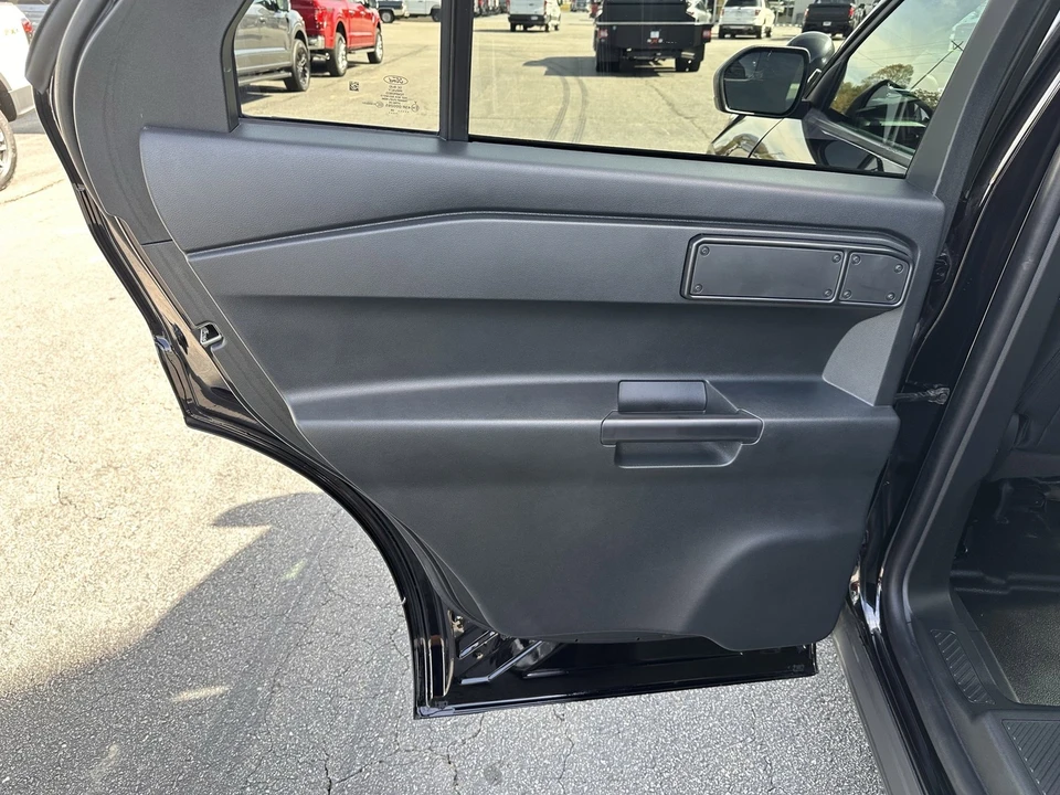2024 Ford Explorer 6th Gen - Image 11 of 12