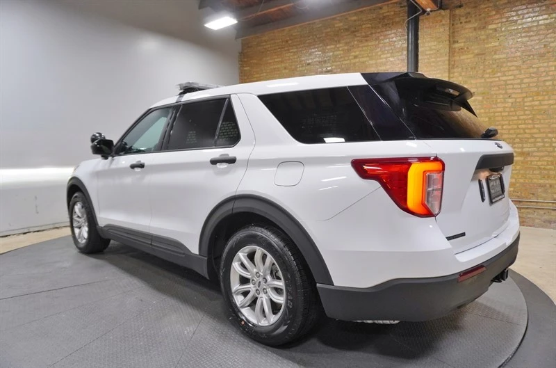 2024 Ford Explorer 6th Gen - Image 15 of 21