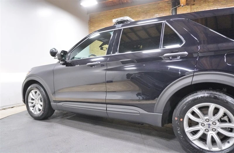 2024 Ford Explorer 6th Gen - Image 18 of 21