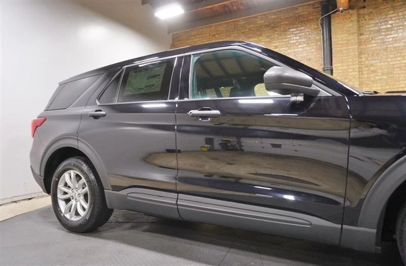 2024 Ford Explorer 6th Gen - Image 9 of 21